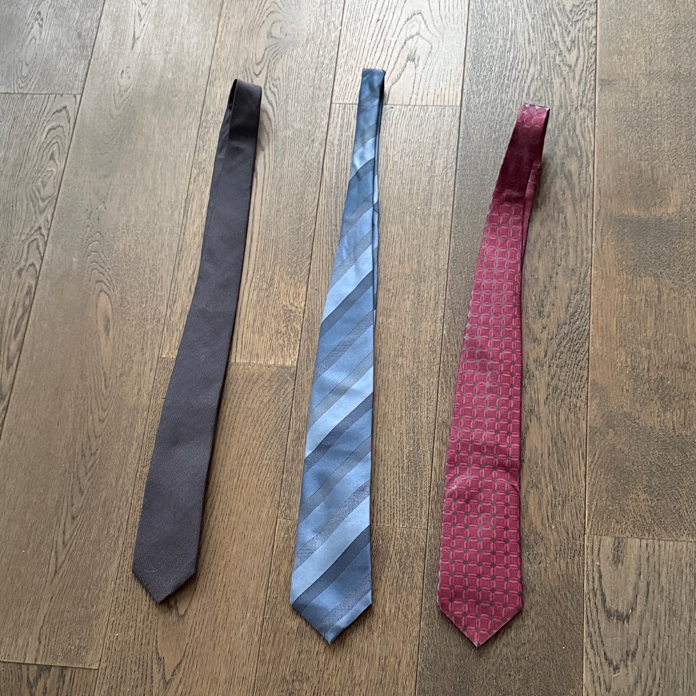 Three pack of Men’s ties.
